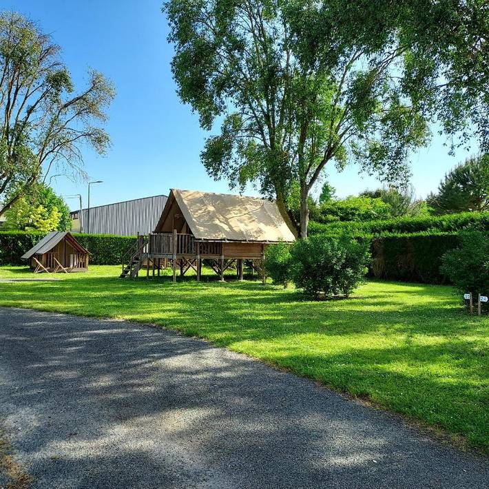 Camping pour 2 personnes, avec Terrasse