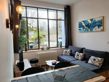 Gîte pour 4 personnes, avec vue et jardin, adapté aux familles à Le Pin (Isère)