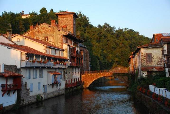 Location de vacances pour 2 personnes, avec jardin à Çaro - 3
