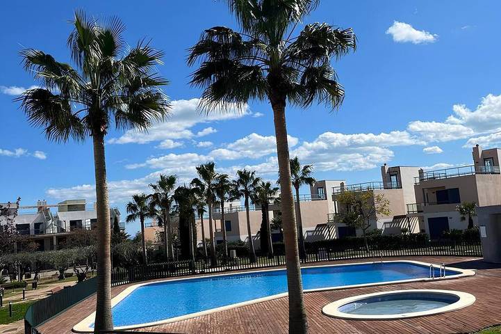 Apartamento de vacaciones para 4 personas, con piscina además de balcón y jardín, Se admiten mascotas - 1