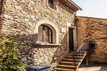Gîte pour 4 personnes, avec terrasse et jardin ainsi que jacuzzi et piscine à Saint-André-de-Roquepertuis