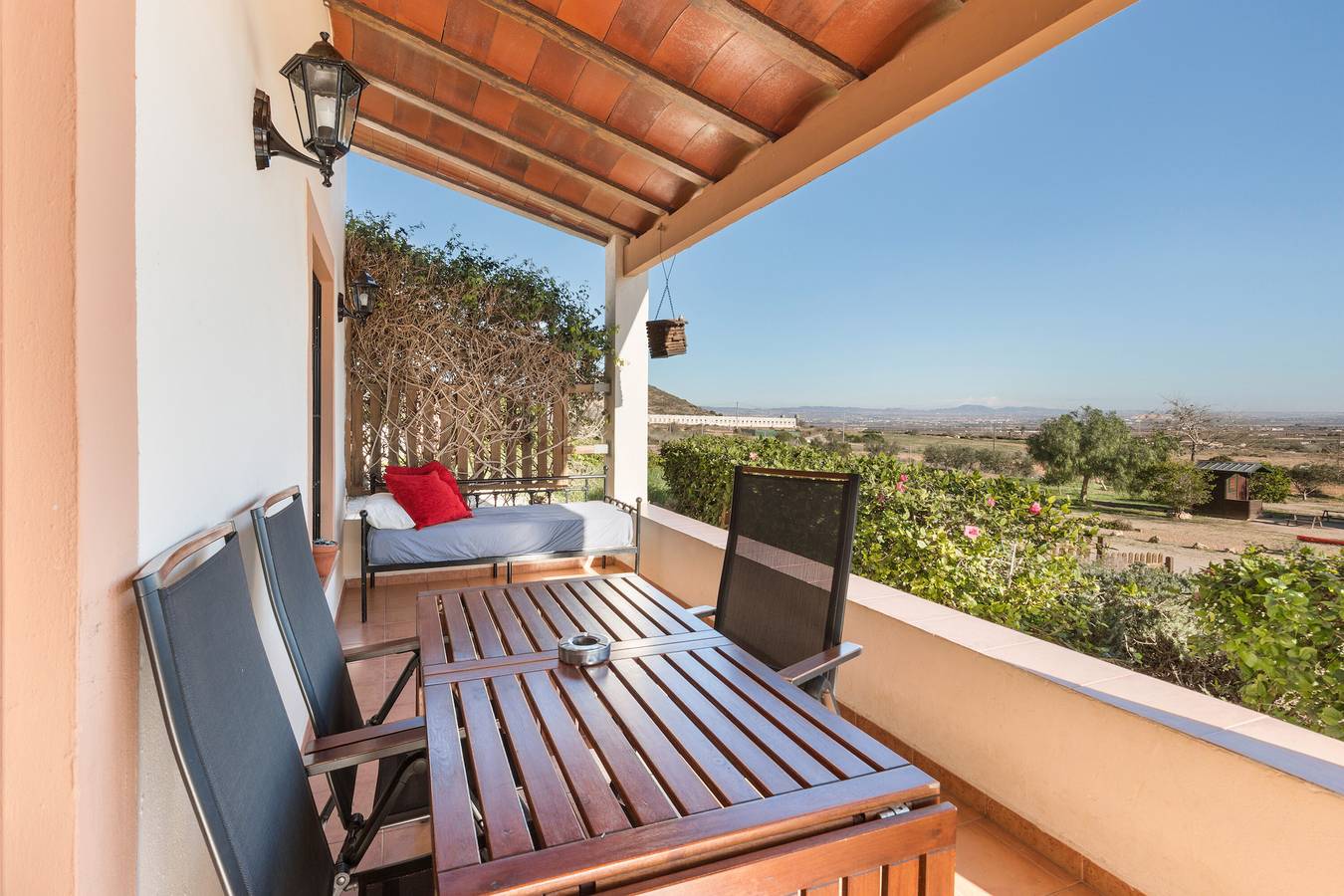Casa rural 'El Trillo' con vistas a la montaña, Wi-Fi y aire acondicionado in Fuente Álamo de Murcia, Costa Cálida
