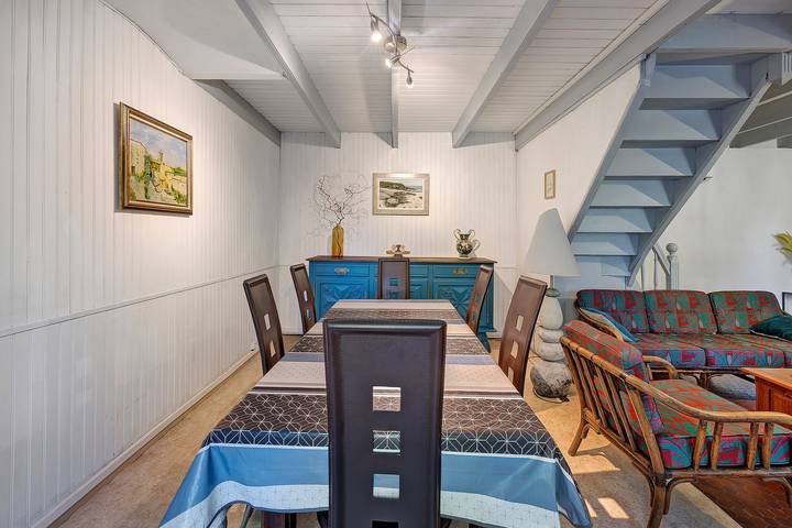 Holiday Home 'Maison KerHervé - 8kms De Carhaix' with Private Garden and Wi-Fi in Cléden-Poher, Châteaulin region