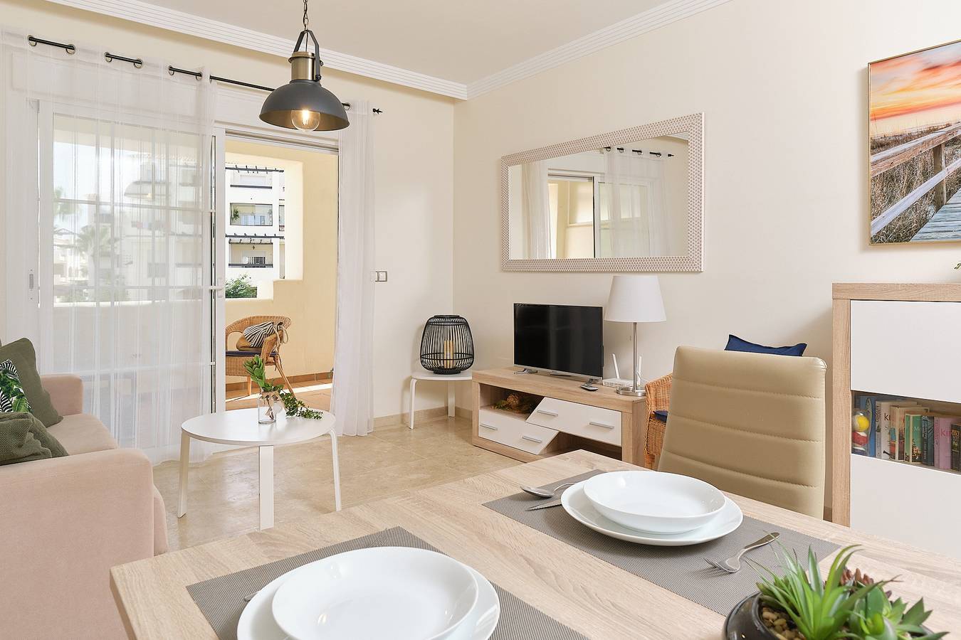 Appartement entier, Appartement de vacances pour 4 personnes avec terrasse in Sabinillas, Manilva