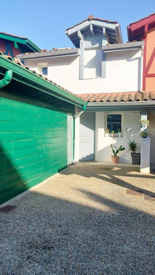 Location de vacances pour 6 personnes, avec terrasse, animaux acceptés à Saint-Vincent-de-Tyrosse - 4