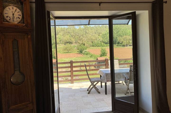 Gîte pour 4 personnes, avec jardin à Payrignac