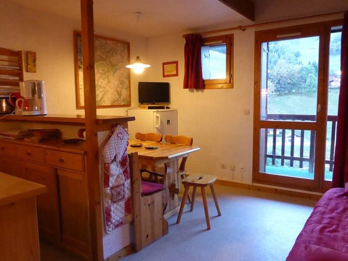 Gîte pour 8 personnes, avec piscine dans Arêches - 2