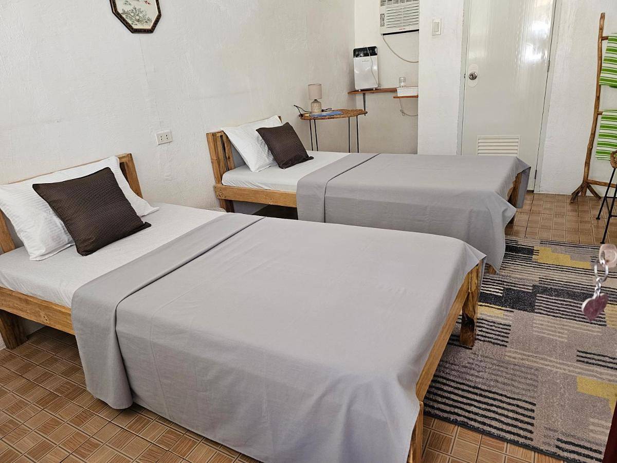 D & N Lodge in Central Visayas