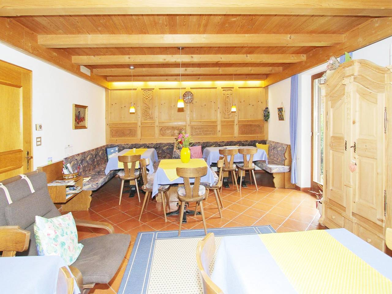 Ganze Wohnung, Wohnung in Latsch mit Pool & Garten in Latsch, Nationalpark Stilfser Joch