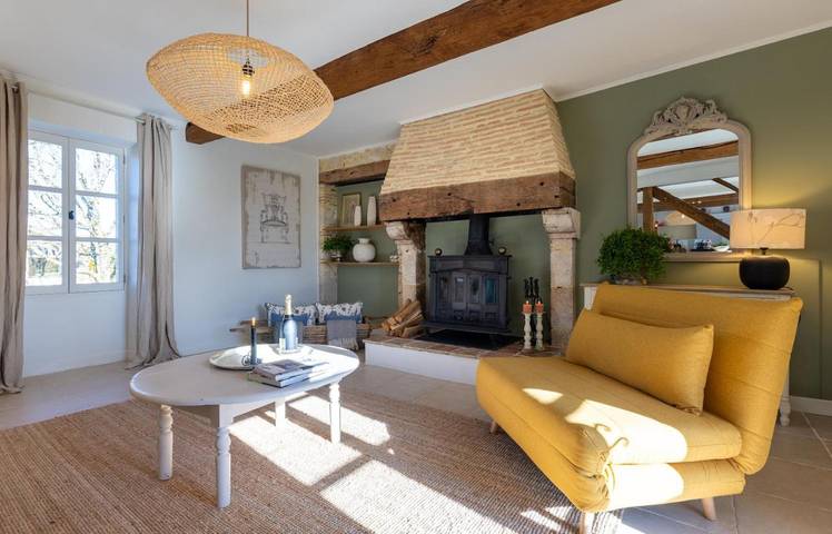 Location de vacances pour 2 personnes, avec jardin ainsi que vue et piscine à Sainte-Sabine-Born - 4