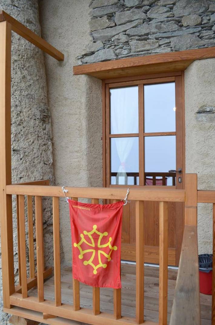 Location de vacances pour 2 personnes, avec vue et jardin à Stroppo - 2