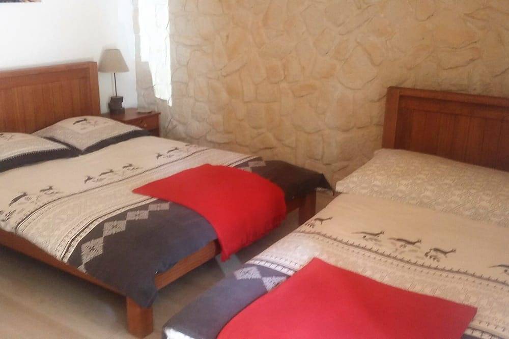 Chalet  avec Spa, terrain de  pétanque, billard.. in Onnion, Région de Bonneville