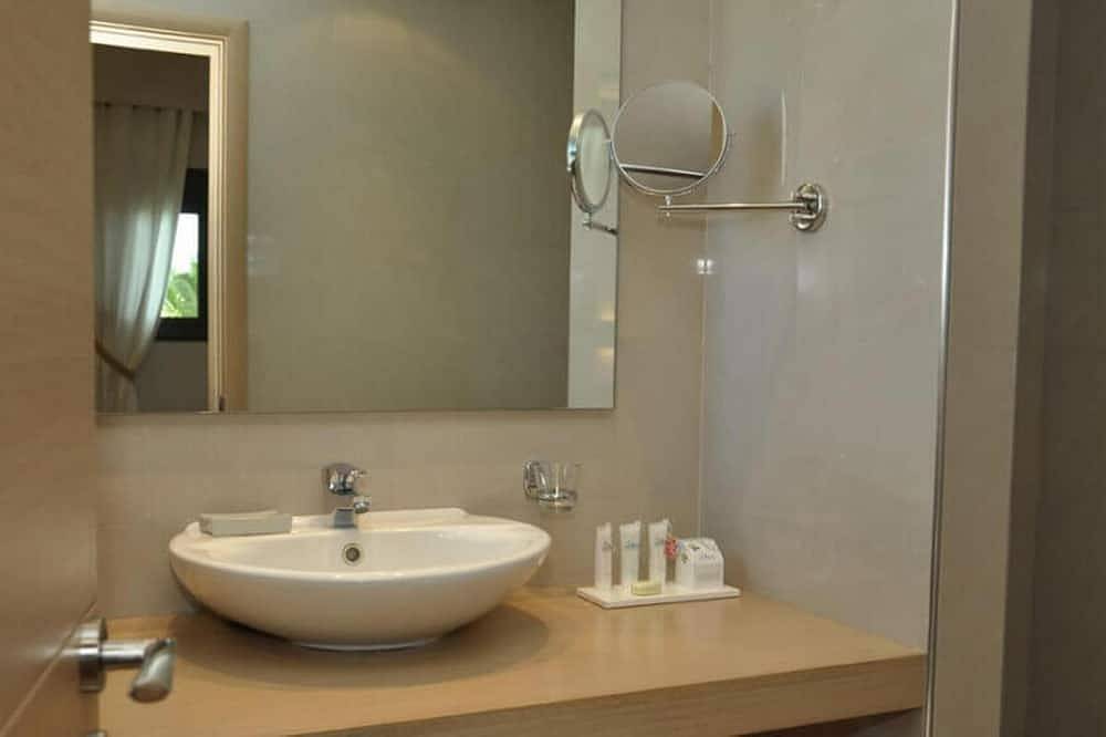 Entire apartment, Astarte Villas - Coco Palm 1 Bedroom  Apartment in Planos, Zakynthos