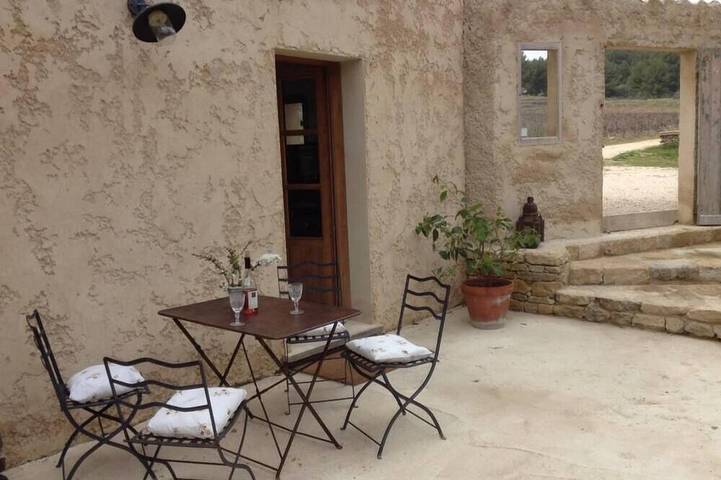 Gîte pour 3 personnes, avec jardin et terrasse