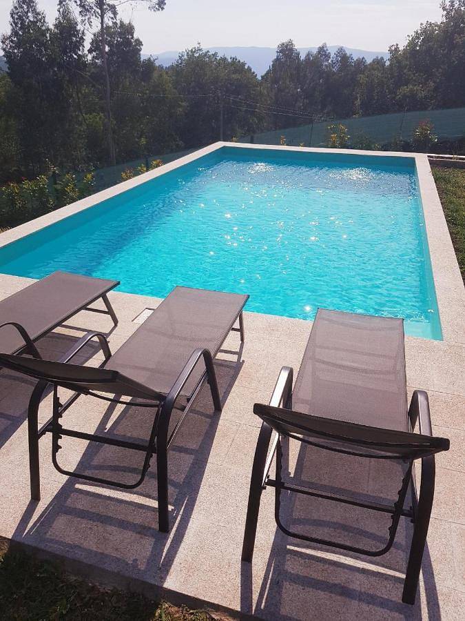 Casa rural para 4 personas, con jardín además de piscina y vistas en Arcos de Valdevez - 2