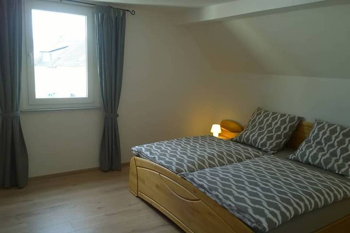 Ferienwohnung für 10 Personen, mit Balkon und Sauna in Birresborn - 2