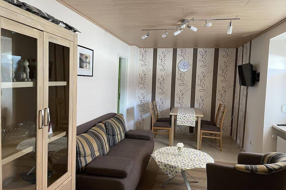 Ganze Wohnung, Ferienwohnung Kettern - 4-Bettwohnung Hochgewächs in Klüsserath, Moseleifel