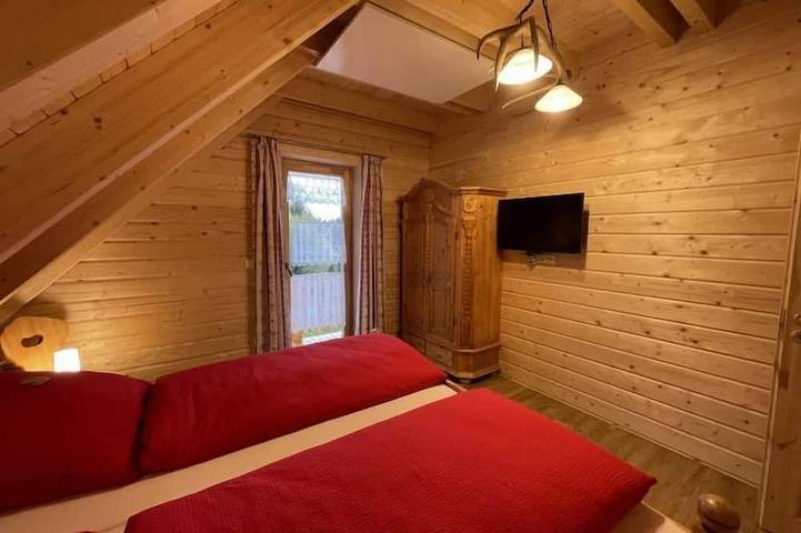 Ferienhaus für 6 Personen, mit Sauna und Pool sowie Garten und Whirlpool in Spiegelau - 4