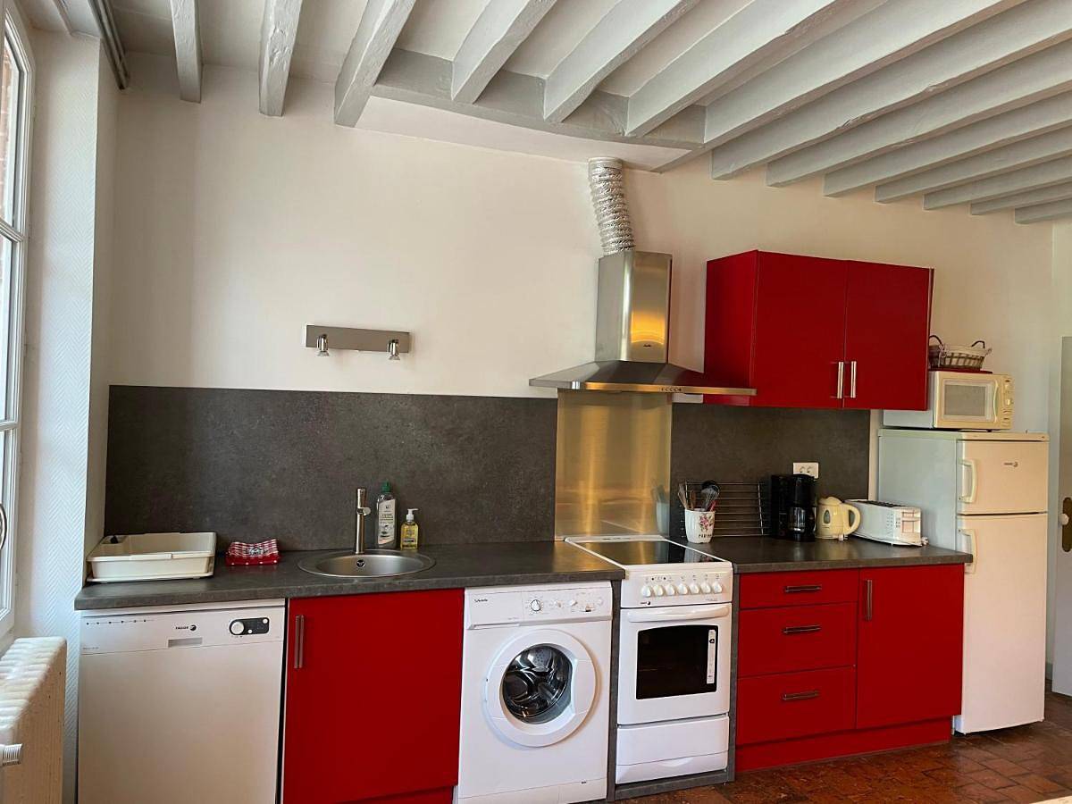 Four-Bedroom House in Brinon-sur-Sauldre, Sologne