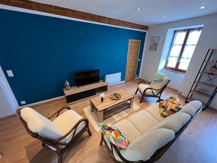 Gîte pour 4 personnes, avec terrasse et vue à Saint-Vincent-de-Barrès