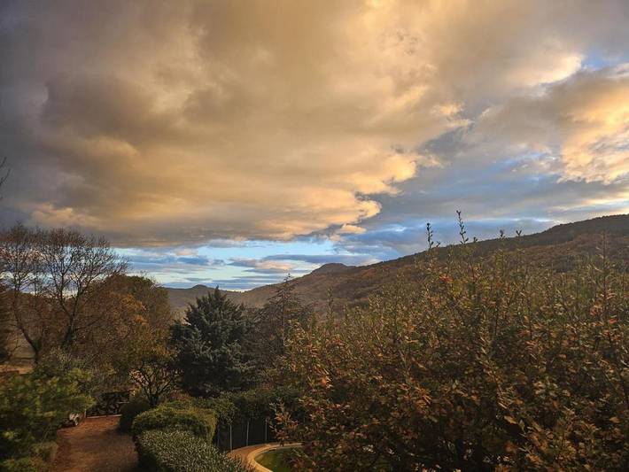 Location de vacances pour 4 personnes, avec jardin ainsi que vue et piscine à Les Plans - 2