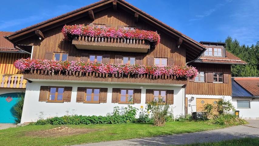 Ferienhaus für 12 Personen, mit Sauna in Weitnau