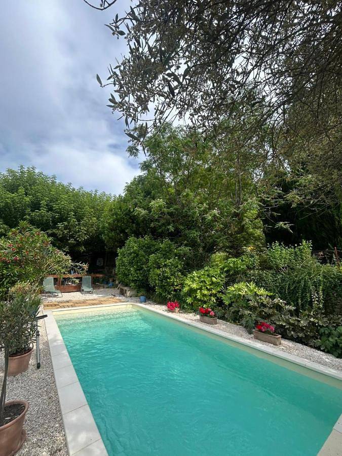 Appartement de vacances pour 6 personnes, avec jardin ainsi que piscine et vue, animaux acceptés