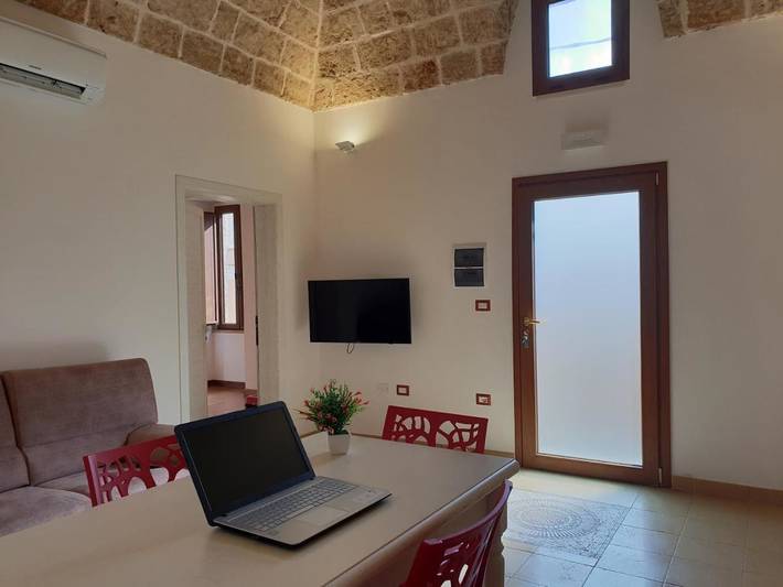 Location de vacances pour 6 personnes, animaux acceptés à Ugento - 2