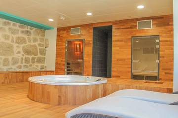 Maison De Vacances pour 24 Personnes dans Saint-Amans, Lozère, Photo 2