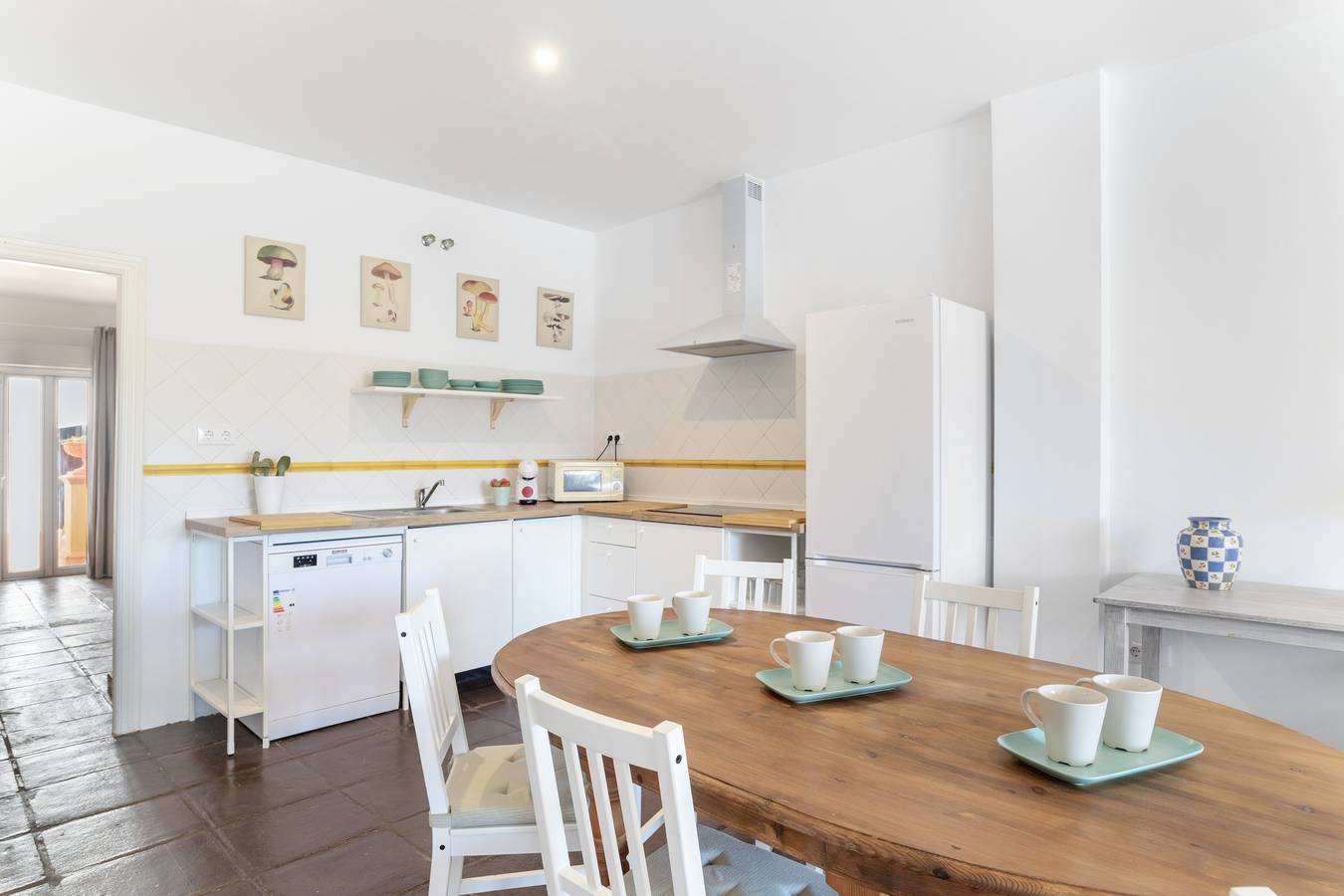 Ganze Wohnung, Ferienwohnung 'Quilla Puerto Sherry' mit privater Terrasse, Wi-Fi und Klimaanlage in Vistahermosa, El Puerto de Santa María