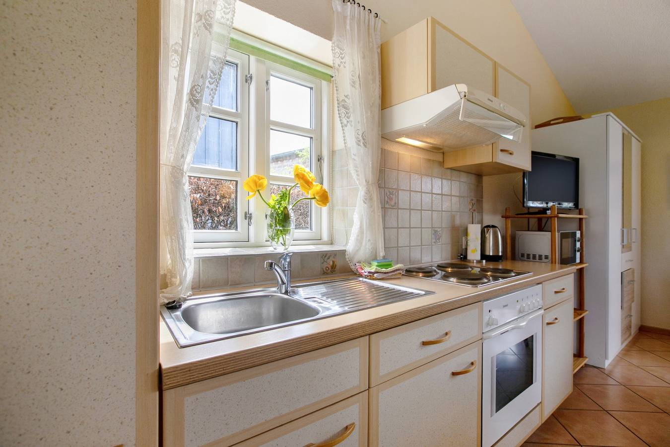 Ganze Wohnung, Ferienwohnung 'Eulenhof 2' mit privater Terrasse, privatem Garten und Wlan in Bordelum, Nordseeküste