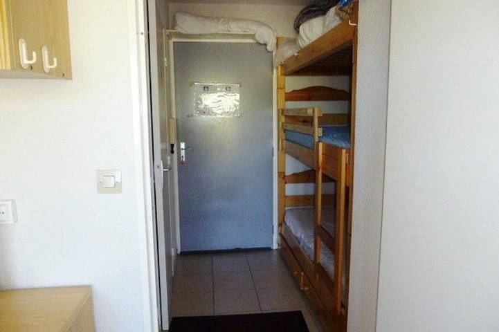 Appartement entier, Studio 4 pers, proche pistes avec balcon et parking in La Pierre Saint-Martin, Arette