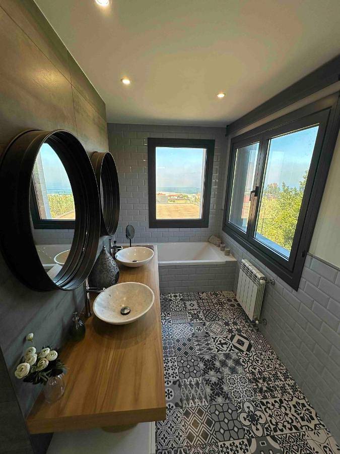 Apartamento entero, Three-Bedroom House in Praia Patos (Nigrán), Nigrán