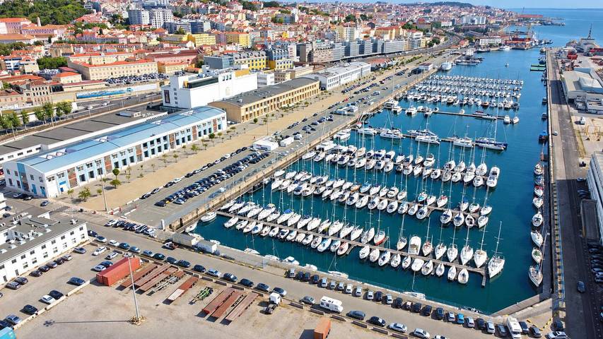 Boot für 4 Personen in Estrela, Costa de Lisboa
