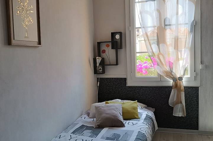 Appartamento intero, Appartamento in una piccola casa nel cuore di Cagnes-sur-Mer in Cagnes-sur-Mer, Costa mediterranea (Francia)