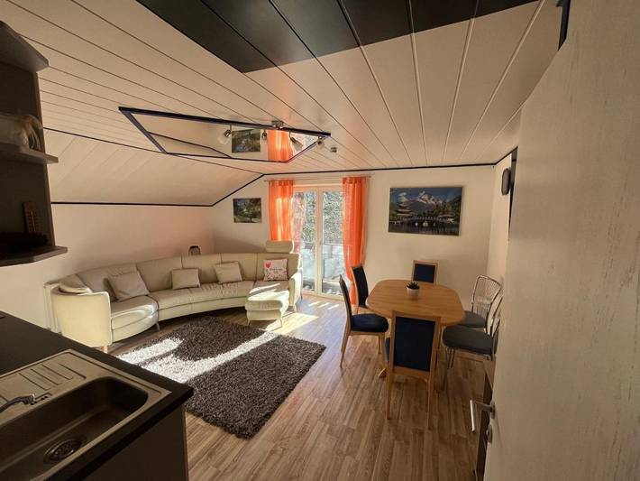 Ferienwohnung für 6 Personen, mit Garten und Ausblick