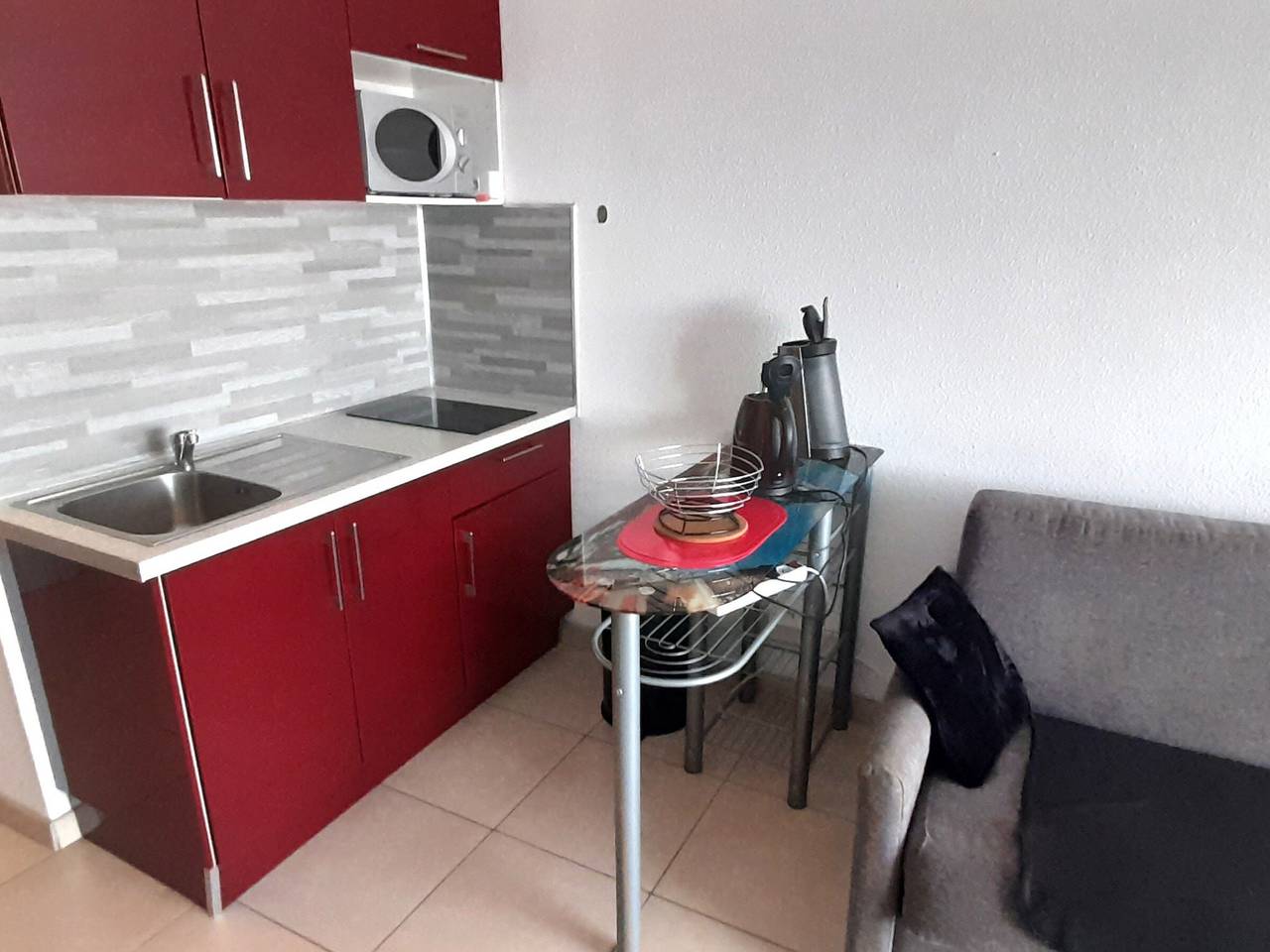 Entire studio, Studio for 2 with pool and secure parking in Cap d'Agde in Cap d'Agde, Agde