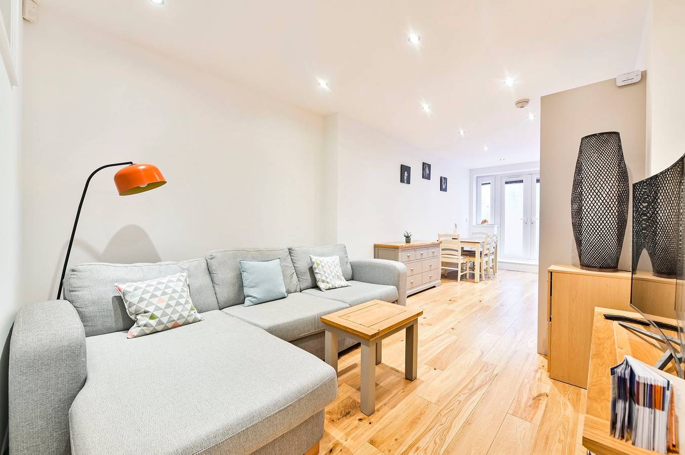Apartment for 4 People in Ealing, London