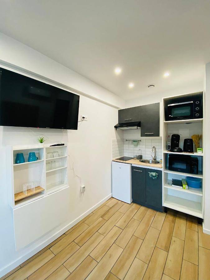 Gîte pour 2 personnes, avec sauna et vue à Puissalicon - 2