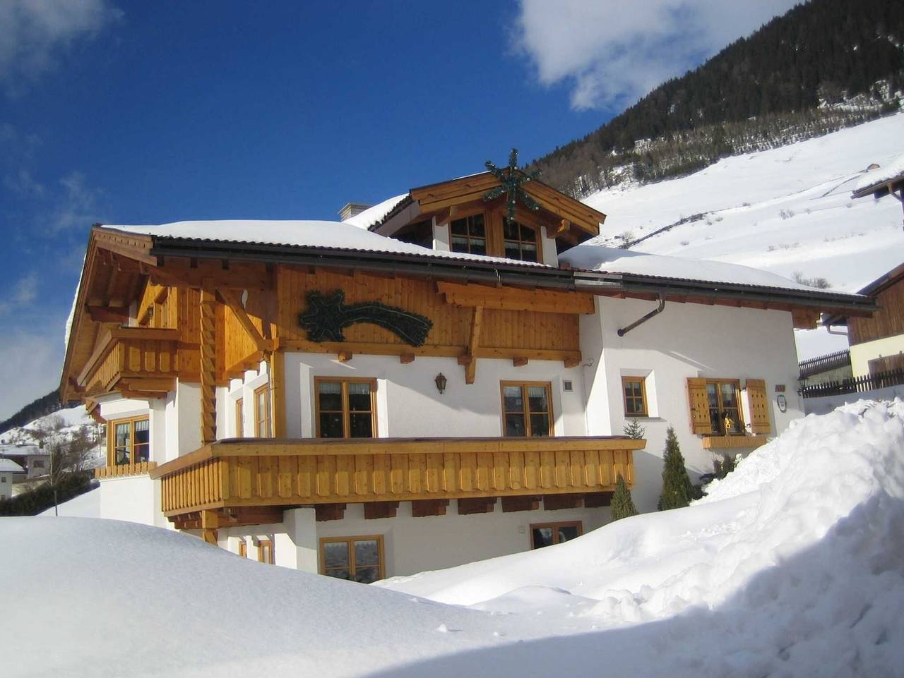 Haus Brigitte - Ferienwohnung Dreiländerblick in Nauderer Berge, Nauders