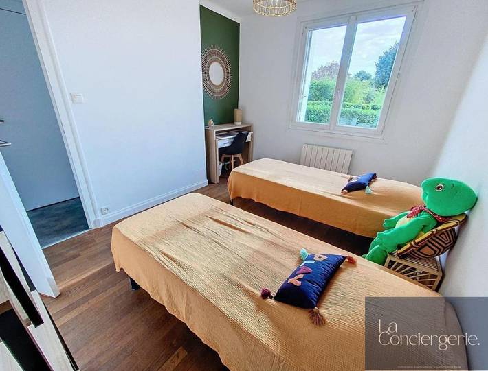 Location de vacances pour 8 personnes, avec jardin à Chasseneuil-du-Poitou - 4