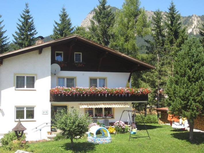 Vakantiewoning, met Terras en Tuin in Tannheim