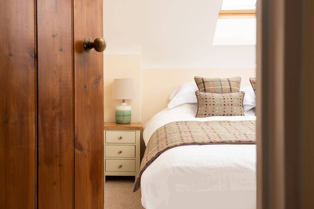 Charming 4 bed cottage in Embleton near beach in Embleton, Northumberland