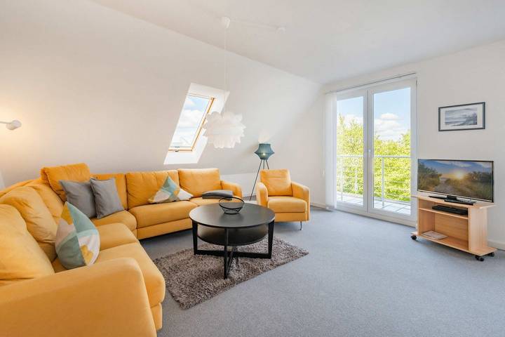 Ganze Wohnung, Komfortable Ferienunterkunft Thusnelda mit Balkon und Wlan in Koserow in Koserow, Bernsteinbäder