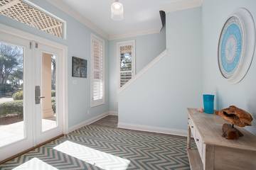 Vacation House for 10 Guests in Miramar Beach, Emerald Coast, Picture 3