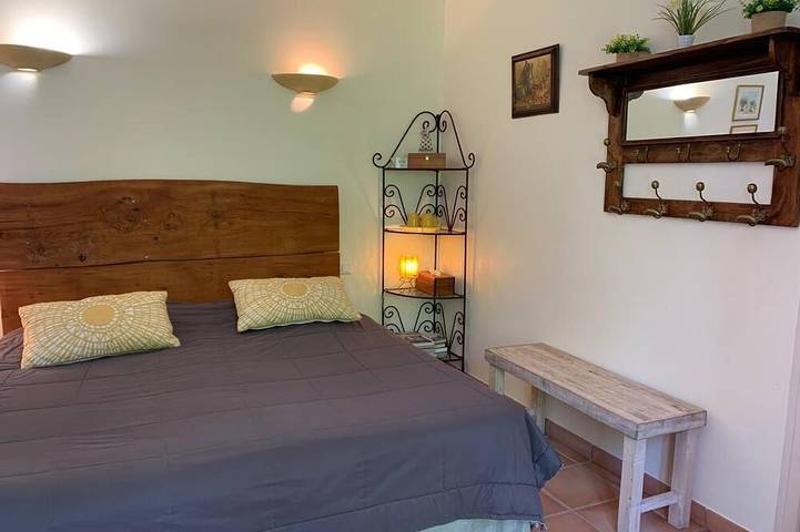 Chambre d’hôte pour 2 personnes à Venasque - 3