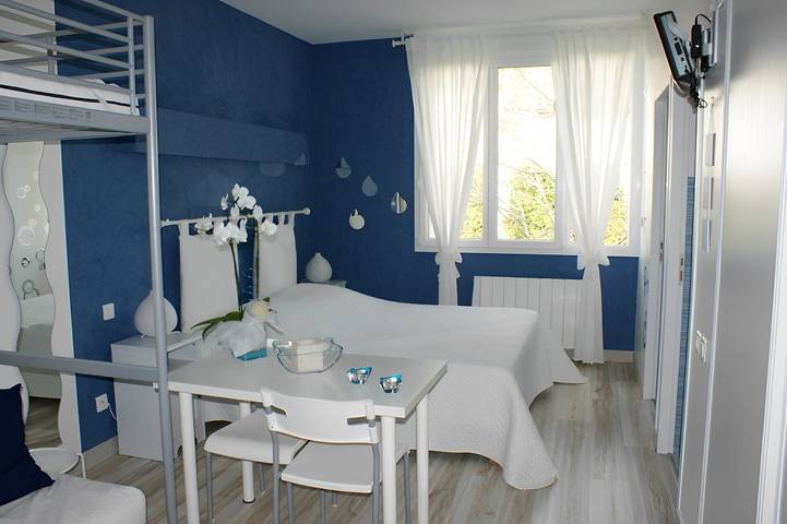 Chambre d’hôte pour 5 personnes, avec jardin et sauna ainsi que jacuzzi et piscine dans Parc naturel régional du Doubs Horloger - 3