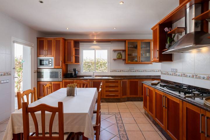 Villa pour 8 personnes avec jardin in Santa Gertrudis de Fruitera, Santa Eulària des Riu