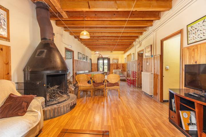 Chalet para 10 personas, con jacuzzi y jardín en Solsonés - 4