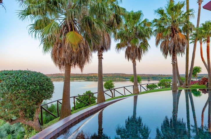 Hotel para 2 pessoas, com Terraço e Jardim e ainda Piscina and Vista em Montargil